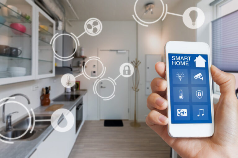 Understanding Smart Homes: All the Way From Gadgets to Lifestyle 